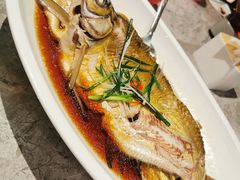 -大中华酒楼·主席武昌鱼·武汉美食地标(江汉路步行街店)