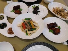 -湖影中餐厅·南京金茂威斯汀大酒店