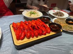 -肥肥虾庄·金牌油焖大虾(东湖欢乐谷店)