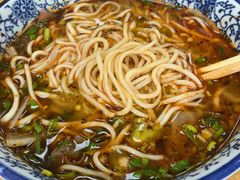 -陇上全荟兰州传统牛肉面(延吉路店)