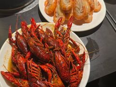 -钱小奴海鲜自助黑金店(杭州滨江龙湖店)