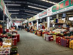 -上海龙吴水胜海发市场