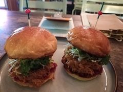 手撕猪肉汉堡-RAC BAR(安福路店)