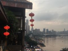 -小天鹅火锅·一线江景洪鼎旗舰店(洪崖洞店)