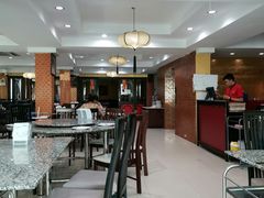 -光海鲜鱼翅餐厅(叻差拉披色路店)