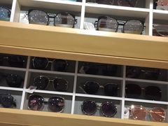 -名创优品(河南郑州健康路2店)