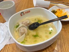 -南城香·饭香串香馄饨香(红军营店)