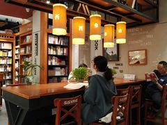 -SISYPHE BOOKS西西弗书店(龙湖滨江天街店)