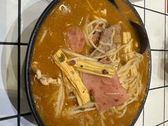 -肥汁米蘭香港米线(长宁来福士店)