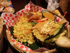 菠萝鲜虾炒饭-泰妃殿(新世界旗舰店)