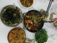 -乡土特色.冷锅鱼.牦牛肉汤锅