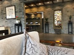 -成都中升之星奔驰4S店