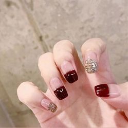 -Pink You美甲美睫纹绣定制中心