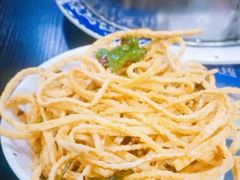 -楼外楼大刀肉传统火锅(西安大路店)