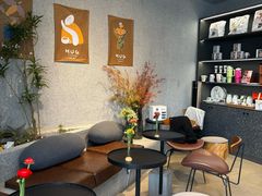 -HUG·拥抱咖啡(郑州宝龙广场店)