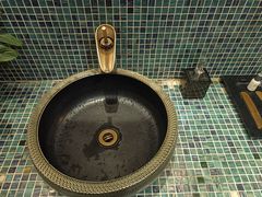 -小天鹅戴斯酒店鲸鲨百汇创作料理