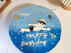 -咖咖熊蛋糕定制·英国蓝风车动物性淡奶油