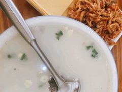 -美顺香食府鱼头老店(雪野湖店)