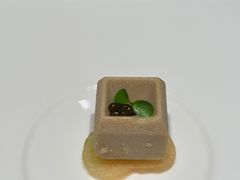 -玥轩YUE HIN(IFS国际金融中心店)