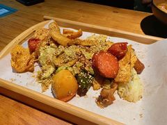 -八月美食小馆(银泰城总店)