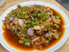 爆炒牛蛙-凡老头米线砂锅(古荡新村西粮站)