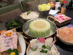 -得意咚瓜·顺德鱼生·冬瓜火锅(深圳首店)