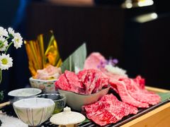 -铭牛烧肉·和牛海鲜自助(高新月牙湖店)