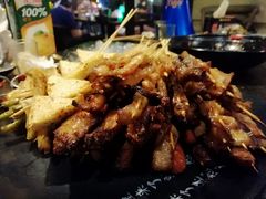 -何师烧烤·香辣蟹·川菜·30年老品牌(太古里旗舰店)
