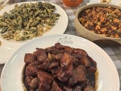 二两牛肉砂锅豆腐-京北渔家傲