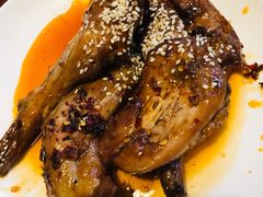 -兔行天下-鸿鹤鲜锅兔(中海国际店)