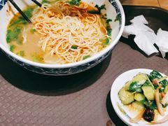 -西部马华清真兰州牛肉面·烧烤夜市(三里河店)