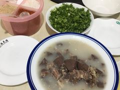 -何记羊汤馆(丽水佳源店)