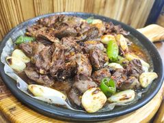 -老东镇啤酒屋海鲜加工·蒸汽海鲜·海鲜烧烤(台东店)