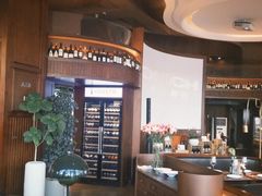 -MONICH牛排融合餐厅(和义大道购物中心店)