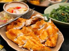 泰式炸鱼配生芒酱汁-Thai Alley泰爱里(二沙岛店)