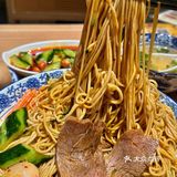 我宣布：陈香贵坠伟大的单品出现了…