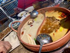 -三人行骨头王火锅(长寿店)