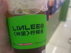 招牌手打柠檬茶-LINLEE林里·手打柠檬茶(普陀新邻天地店)