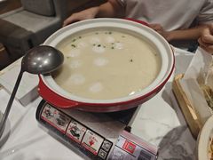 -楚山晓·湖北菜(武汉光谷K11店)