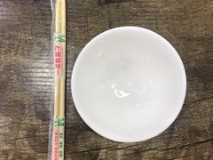 餐具摆设-贞姨美食·老字号海鲜大排档