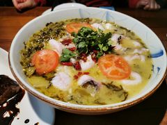 经典酸菜鱼-外婆私房菜(新亚百货店)