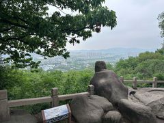 -灵岩山风景区