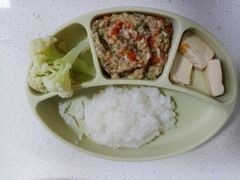 -千户高端家政育儿嫂·保姆·儿童陪伴师
