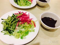 -黑八私房老北京炸酱面