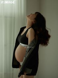 点击看大图 -专注孕妇照亲子照·纪田摄影