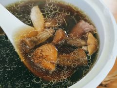 姬松茸炖鸡-玉滋補