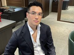 -梅龙镇广场