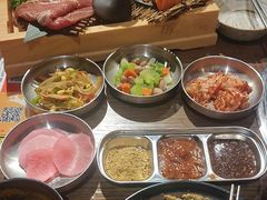 -香猪坊韩国烤肉专属门店(魏公村店)