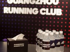 -adidas(正佳广场店)