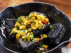 -黑白电视长沙小吃(美林M·LIVE天地东座店)